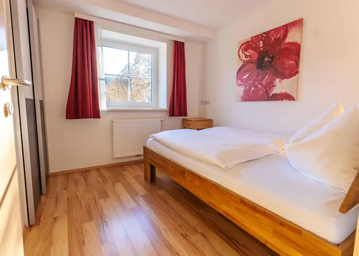 Eisl Апартаменты *